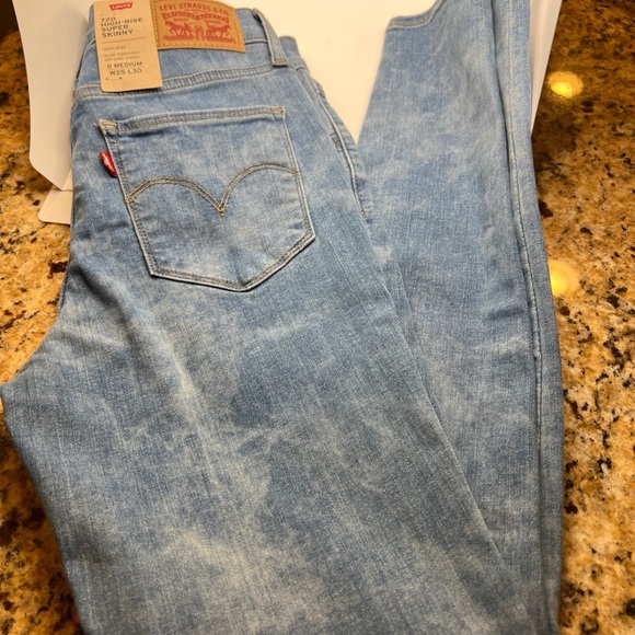LEVI’s 720 HIGH RISE SUPER SKINNY WOMEN'S JEANS - Picture 2 of 4